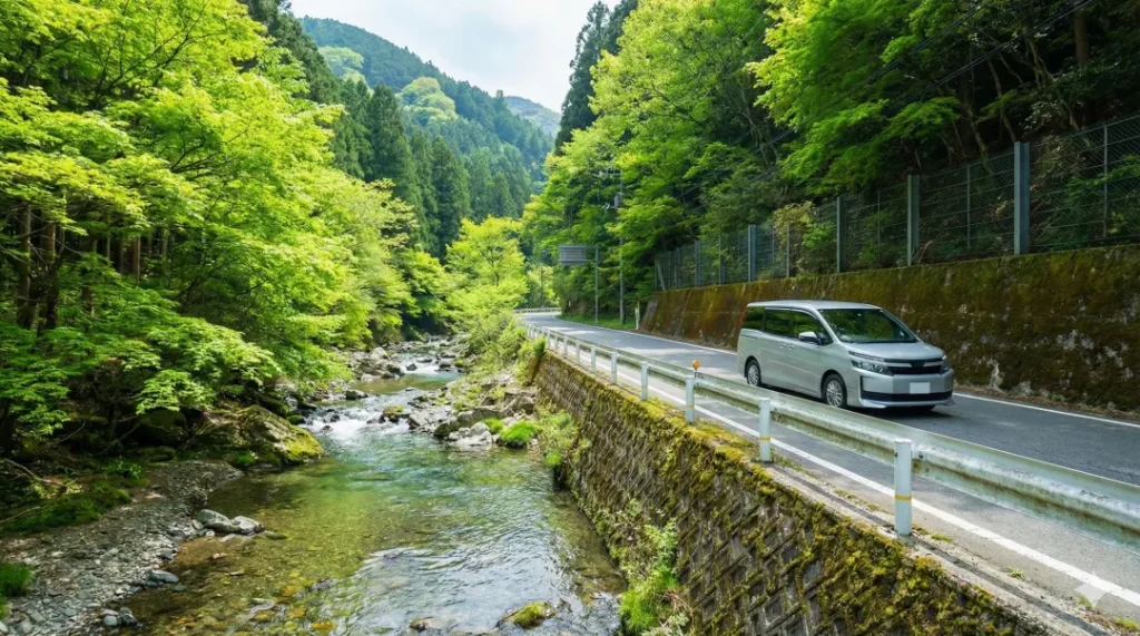 古社へ向かう道路（イメージ）