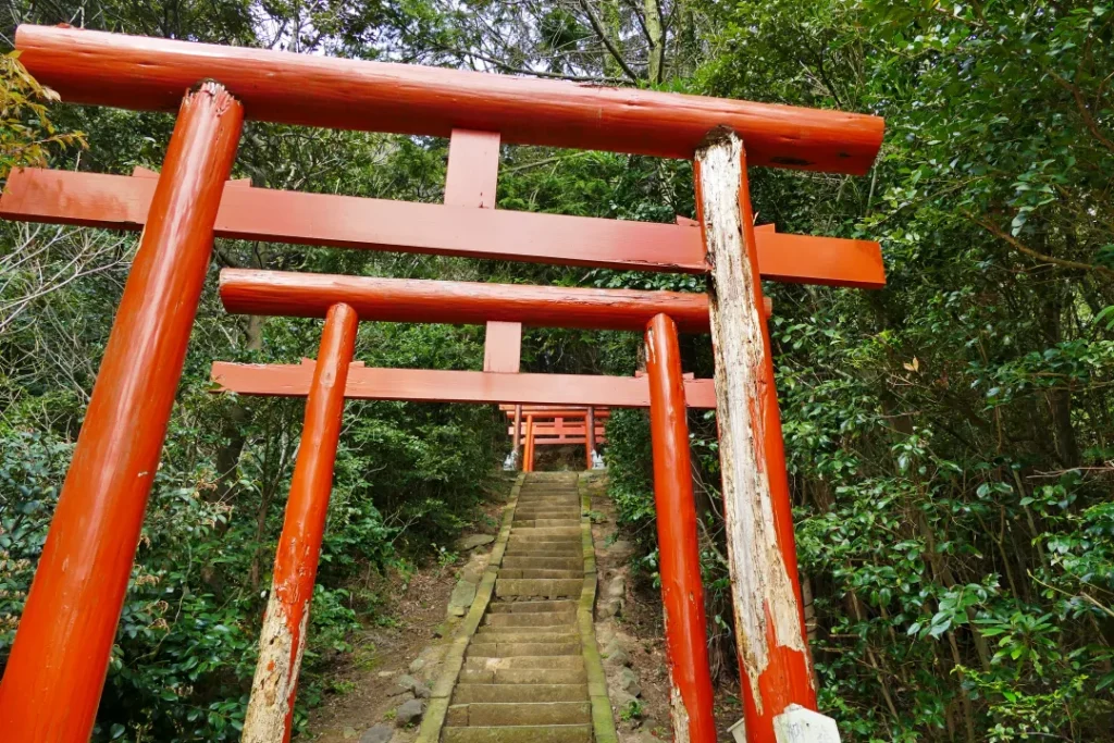 稲荷神社への登り口
