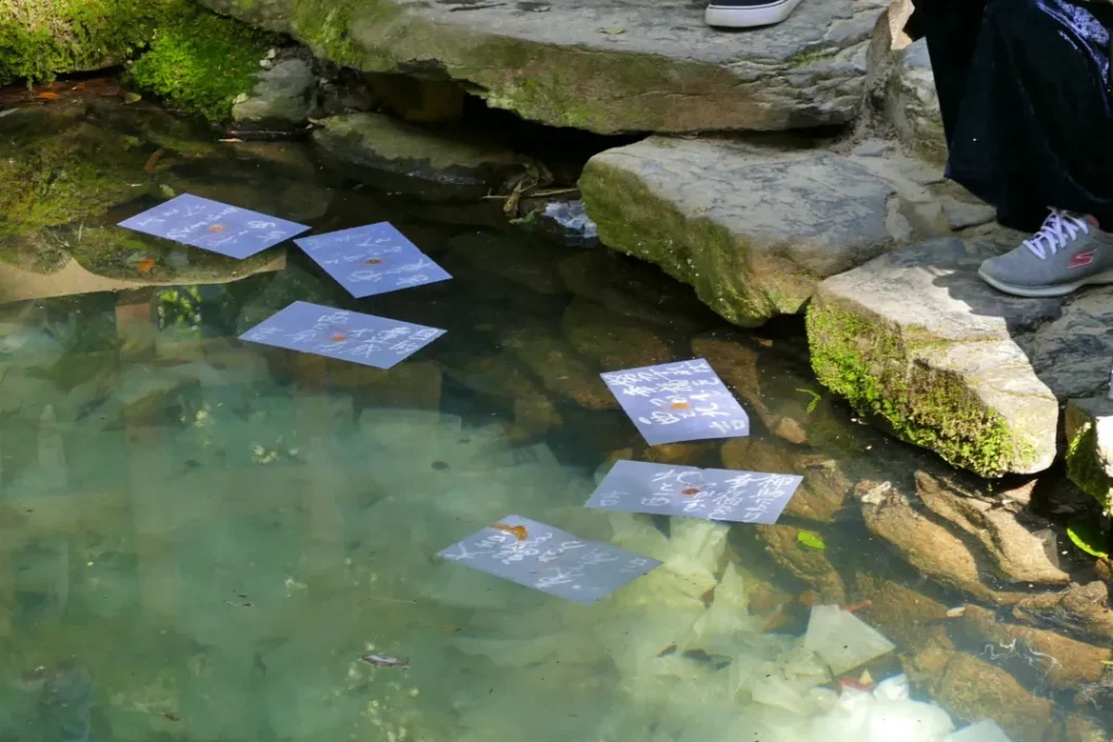 鏡の池の占い