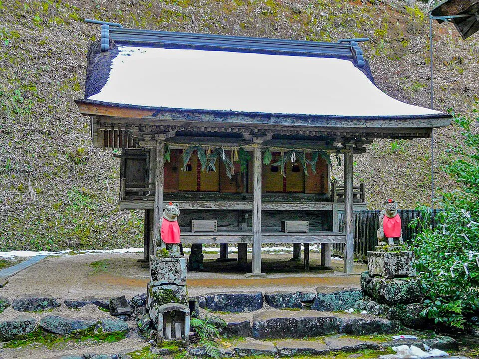 摂社・貴布禰稲荷神社